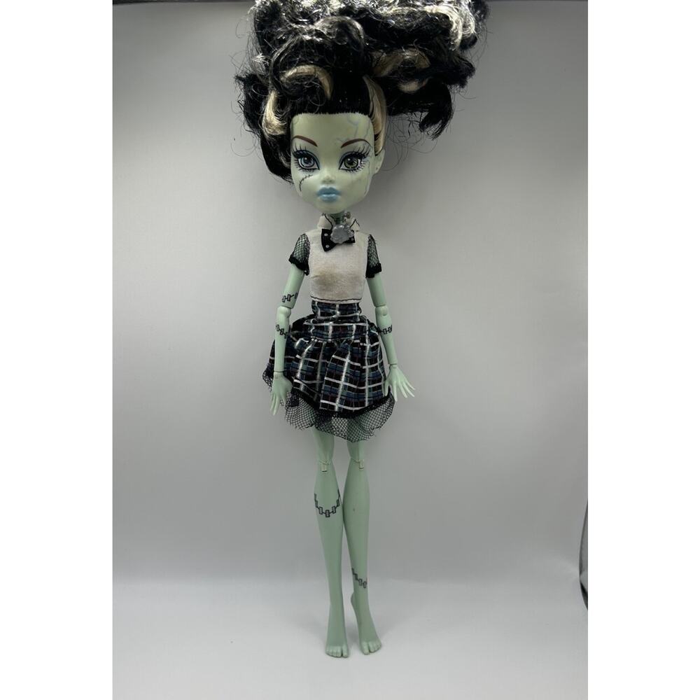 Monster High Ghouls Rule Frankie Stein Doll